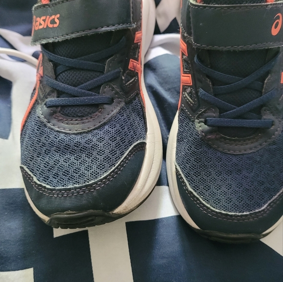 Girls running shoes - Picture 9 of 14